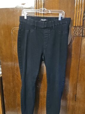 Judy Blue Black Skinny Pull-On Jeans